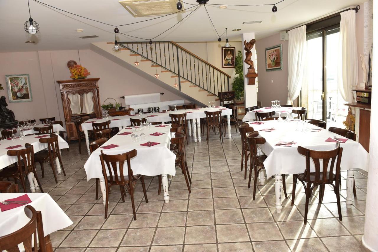 Hotel Rural El Castillo Larraga Bagian luar foto
