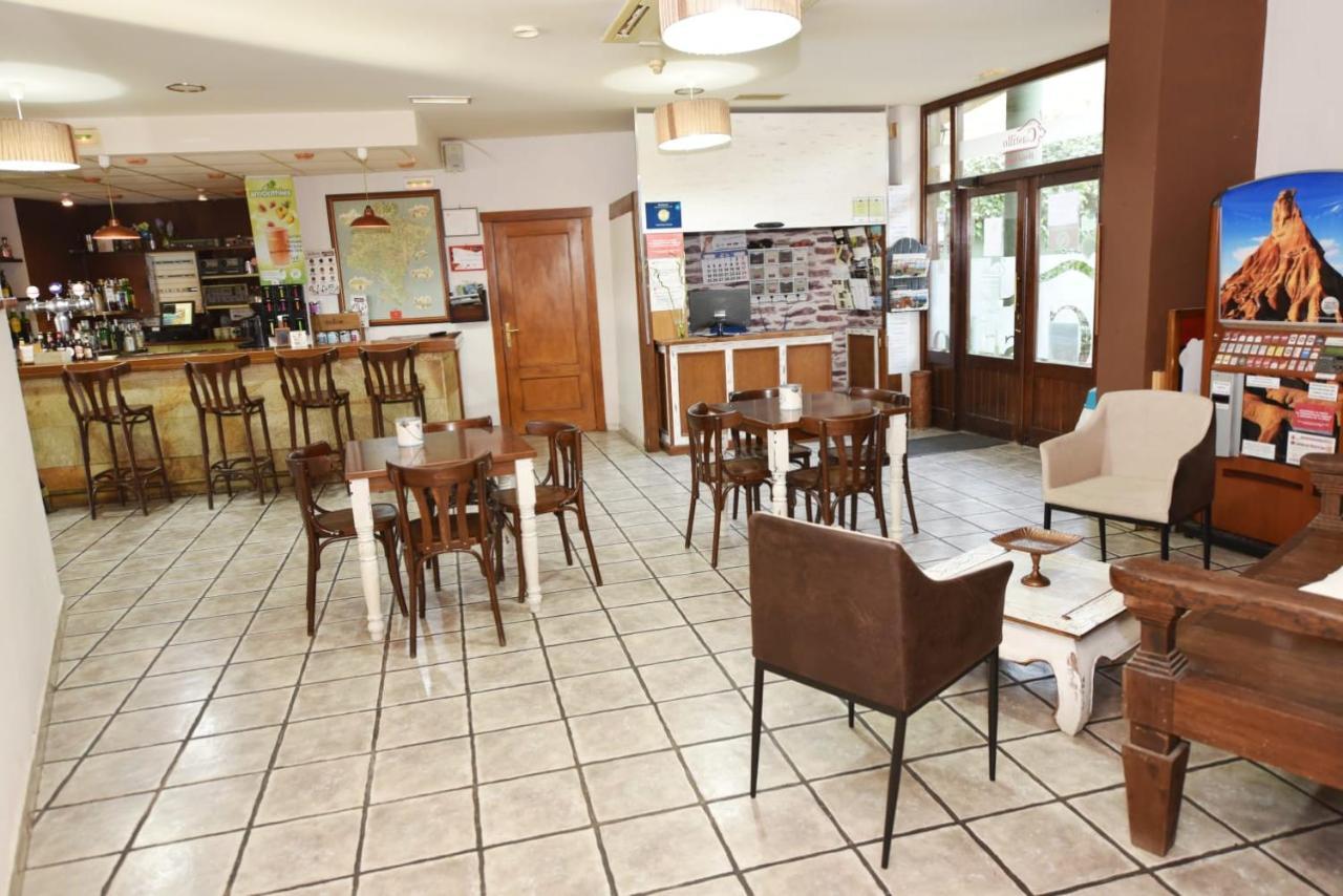 Hotel Rural El Castillo Larraga Bagian luar foto